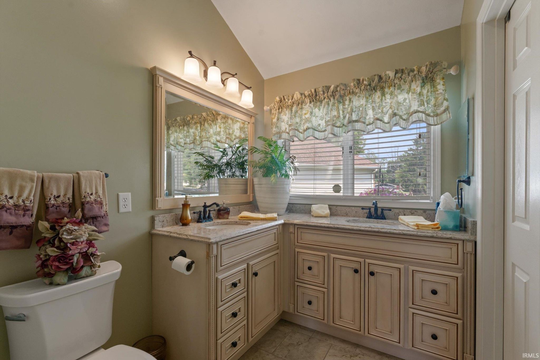 Image of 1033 Hermitage Drive